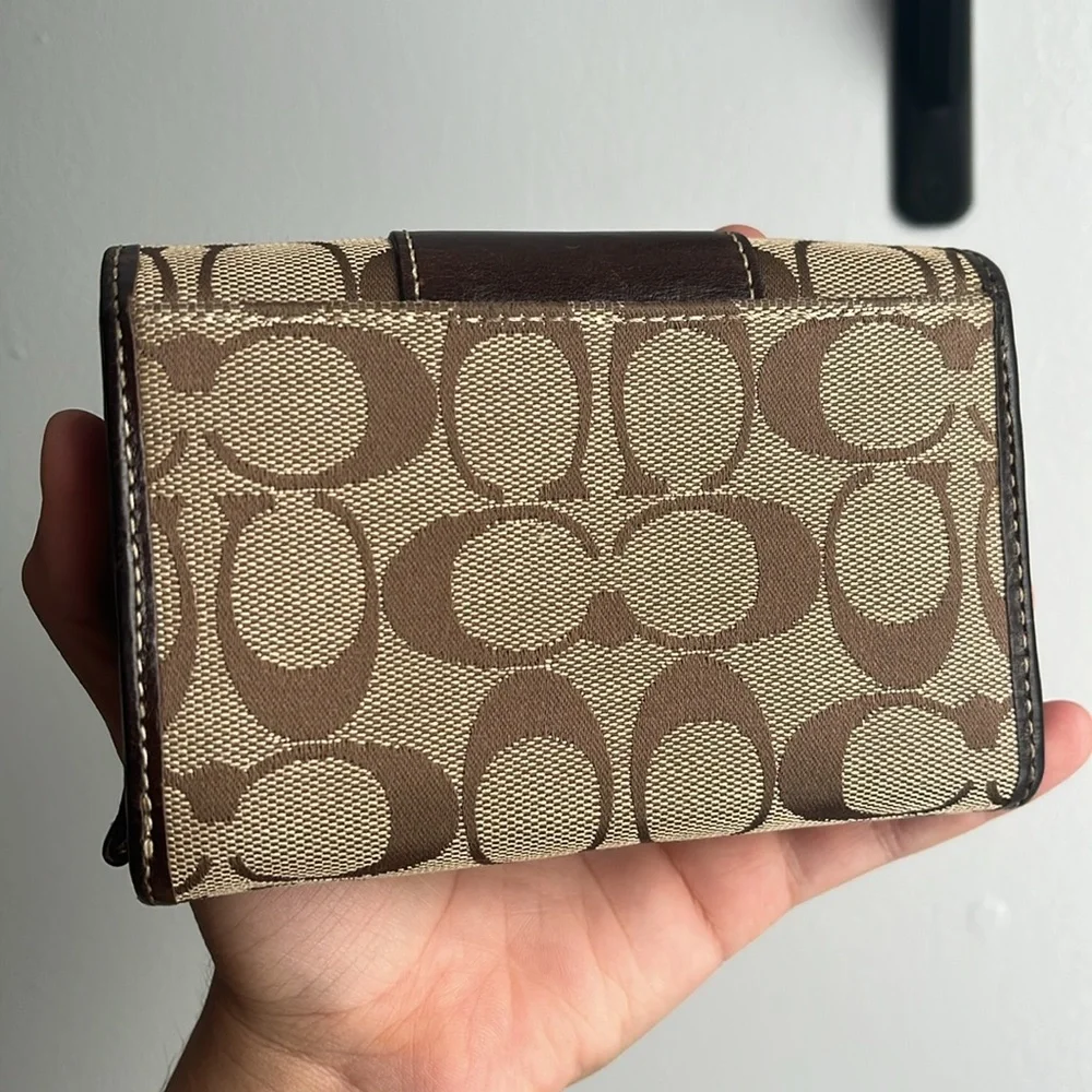 Coach Signature Brown Wallet - Picture 3 of 10